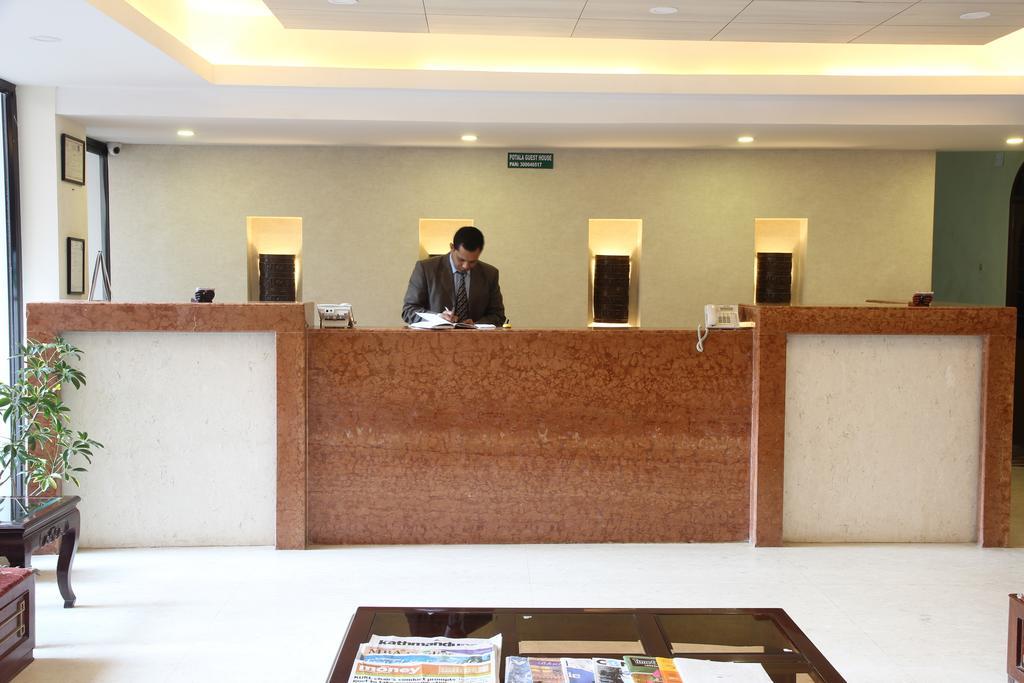 Potala Guest House Катманду Экстерьер фото