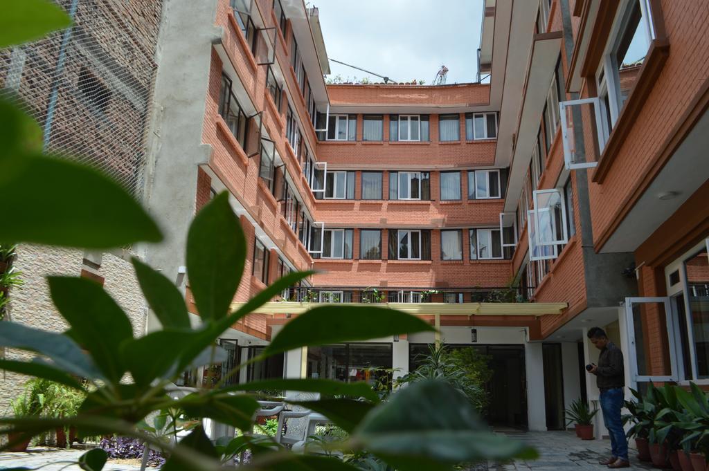 Potala Guest House Катманду Экстерьер фото